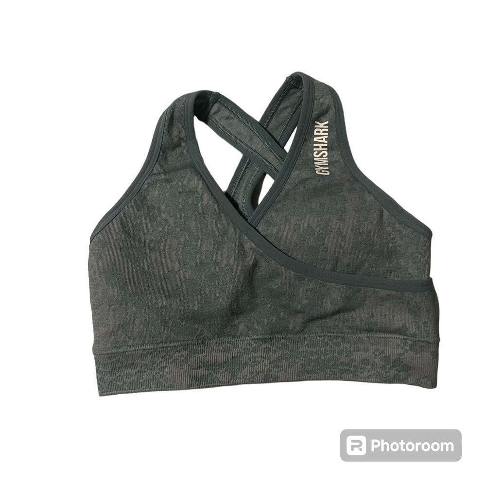 Gymshark adapt camo sports bra, size small